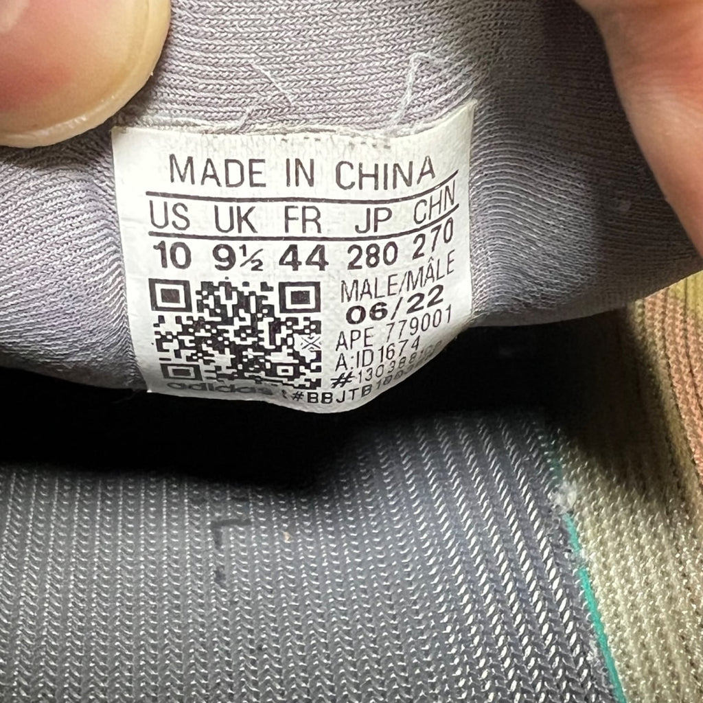 adidas Yeezy 700 V3 Fade Salt 10 (Heavily Worn Pre-Owned)adidasFade Salt/Fade Salt/Fade Salt - Image 7