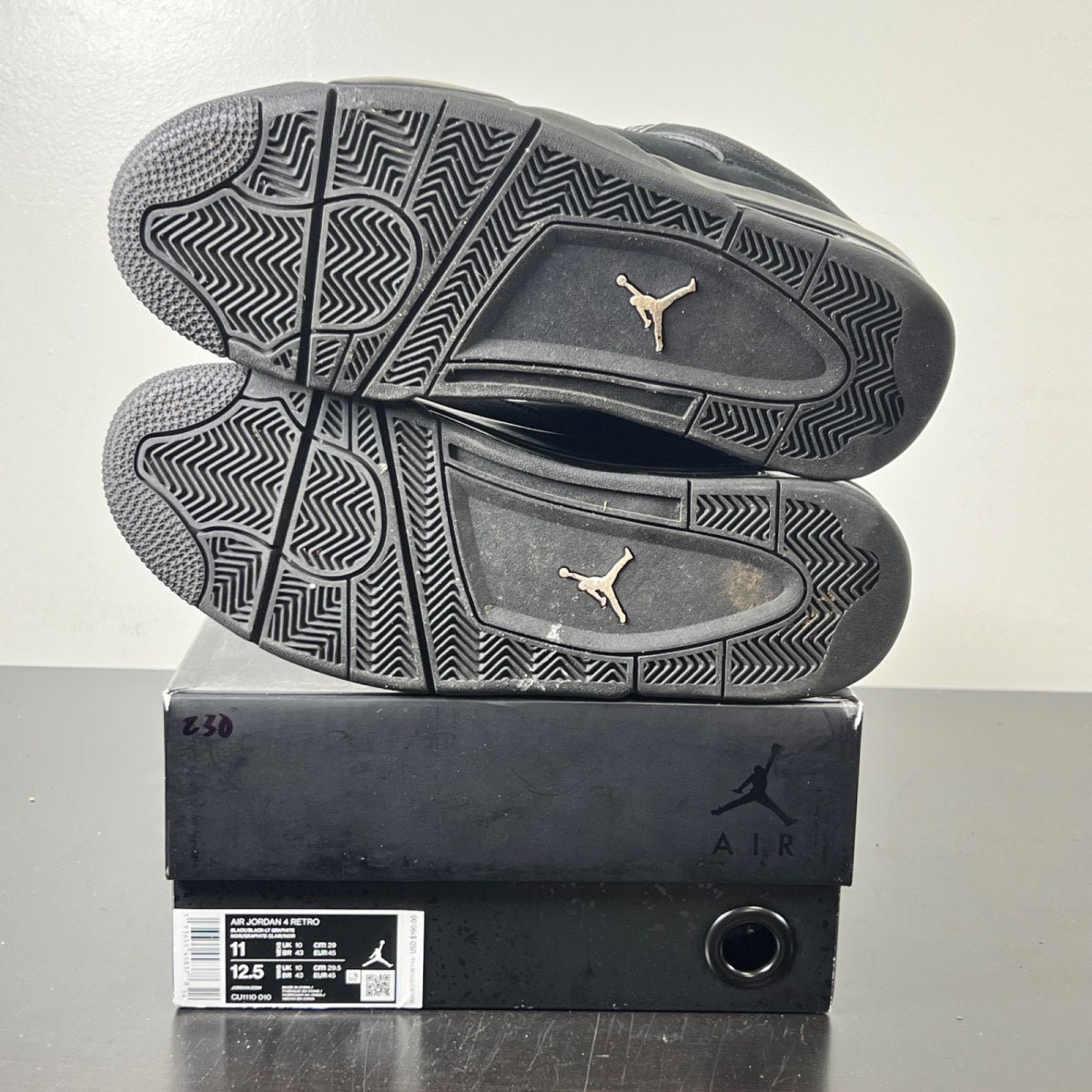 Jordan 4 Retro Black Cat (2020) 11 (Lightly Worn Pre-Owned)JordanBlack/Black-Light Graphite - Image 6