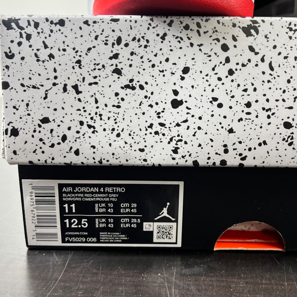 Jordan 4 Retro Bred Reimagined 11 (Lightly Worn Pre-Owned)JordanBlack/Cement Grey/Varsity Red/Summit White - Image 5