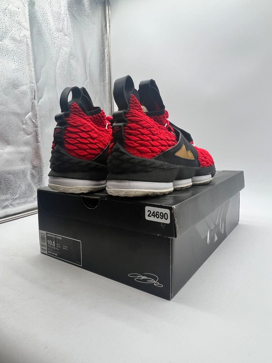 Nike LeBron 15 Red Diamond Turf 10.5 (Moderately Worn Pre-Owned)NikeUniversity Red/White-Black - Image 5