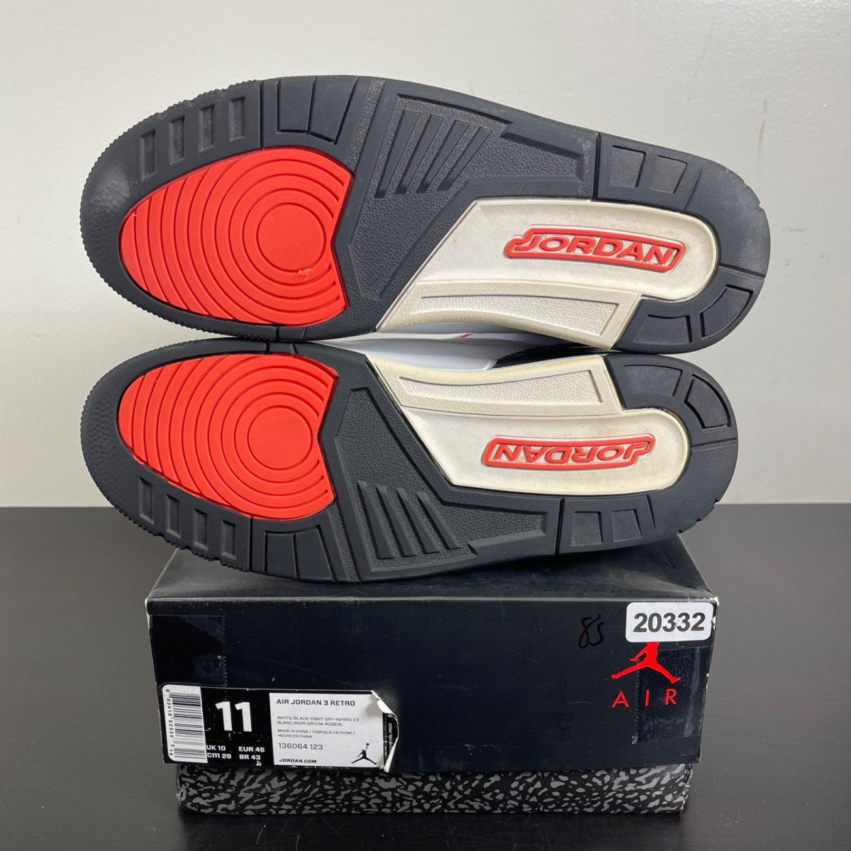 Jordan 3 Retro Infrared 23 11 (Moderately Worn Pre-Owned)JordanWhite/Cement Grey-Infrared 23-Black - Image 5