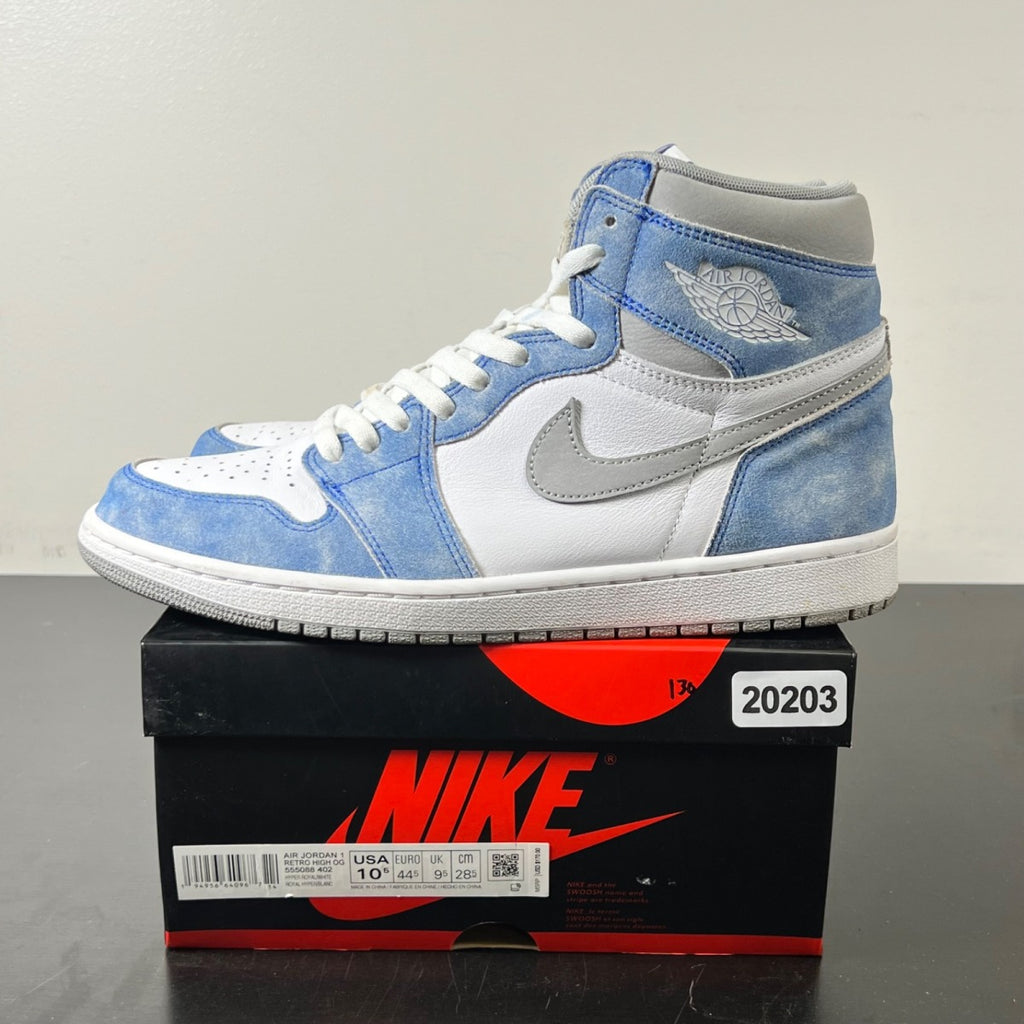 Jordan 1 Retro High OG Hyper Royal (Size 10.5) - Image 3