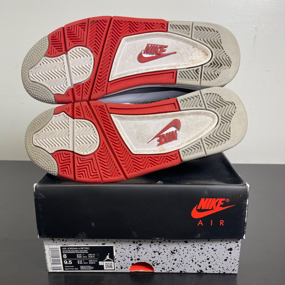 Jordan 4 Retro Fire Red (2020) 8 (Moderately Worn Pre-Owned)JordanWhite/Black-Tech Grey-Fire Red - Image 5