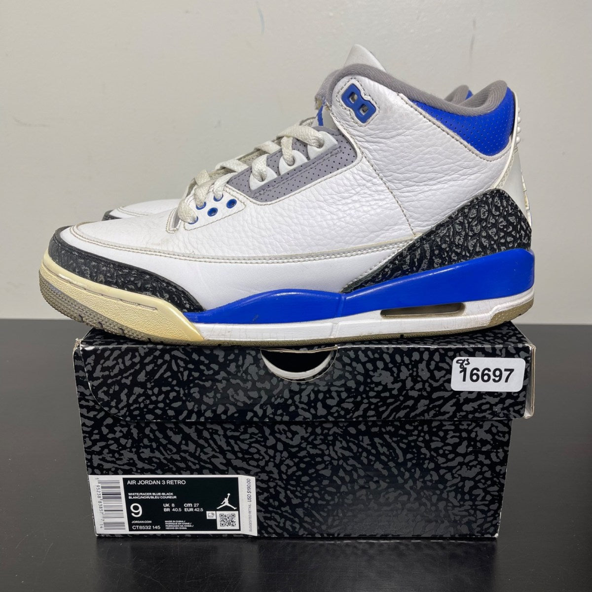 Jordan 3 Retro Racer Blue 9 (Moderately Worn Pre-Owned)JordanWhite/Black-Cement Grey-Racer Blue - Image 3