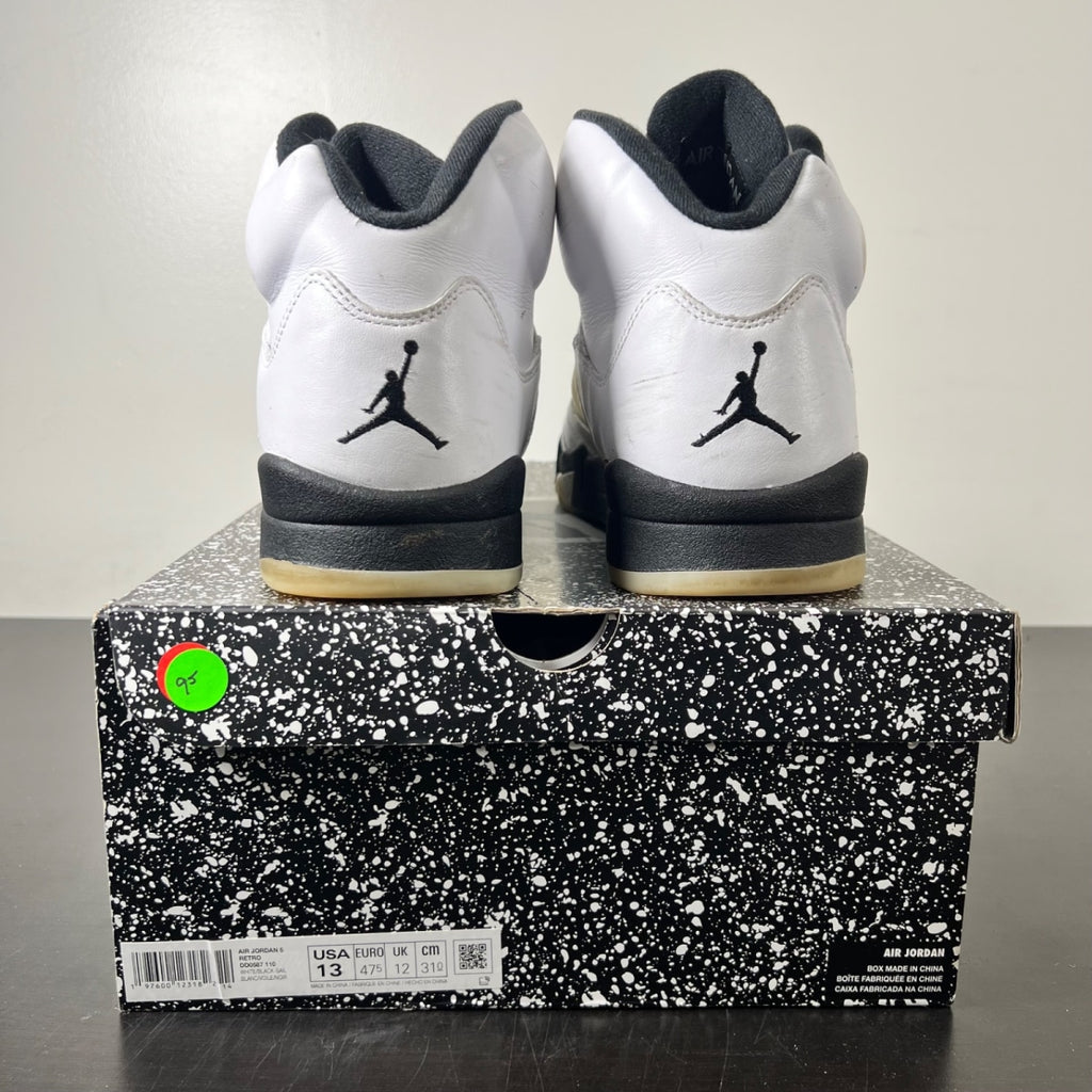 Jordan 5 Retro Reverse Metallic 13 (Moderately Worn Pre-Owned)JordanWhite/Black/Sail/Metallic Silver - Image 4