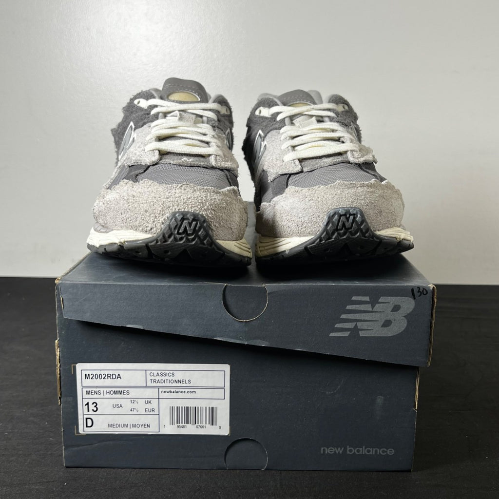New Balance 2002R Protection Pack Rain Cloud 13 (Lightly Worn Pre-Owned)New BalanceRain Cloud/Grey