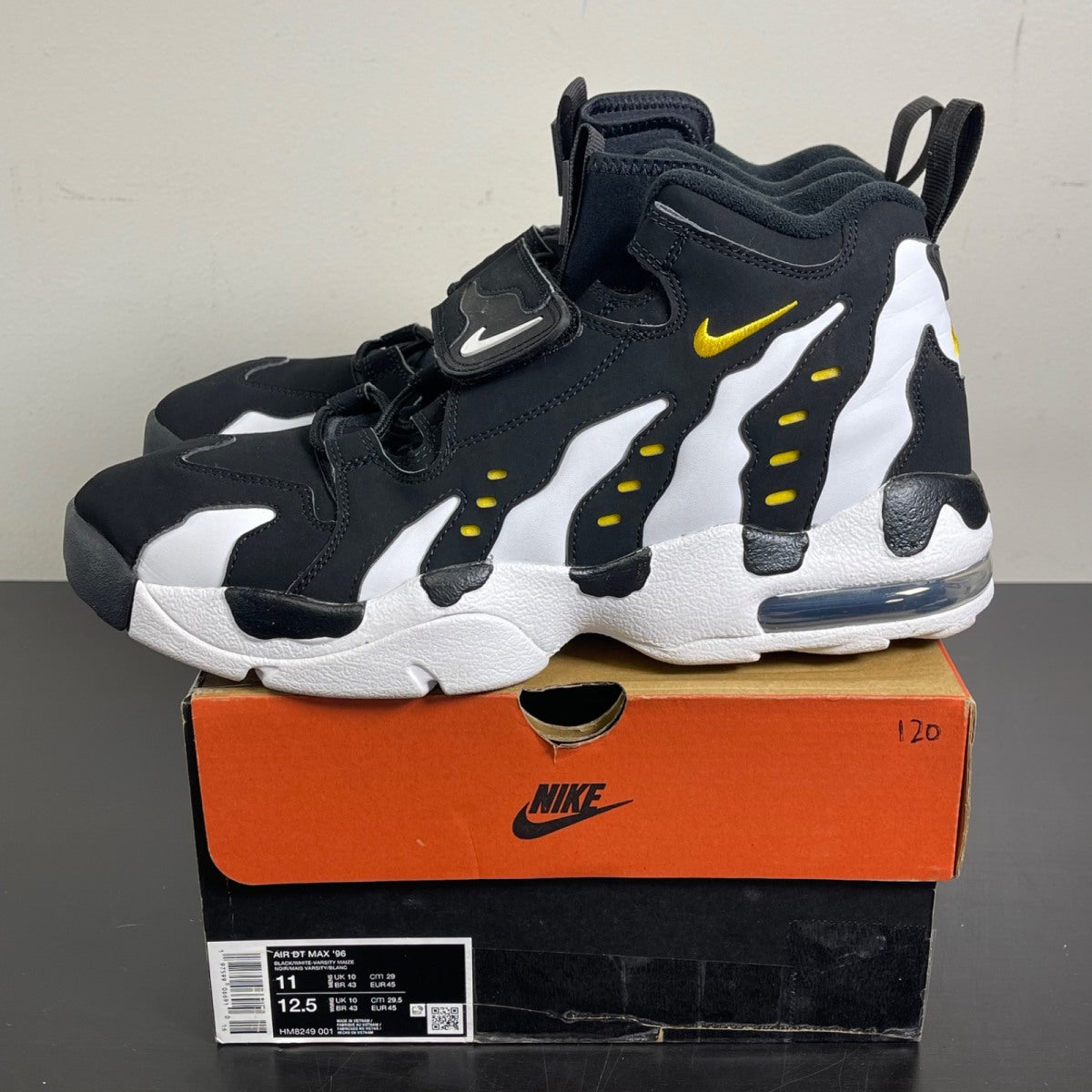 Nike Air DT Max '96 Black White (2024) 11 (Moderately Worn Pre-Owned)NikeBlack/White/Varsity Maize - Image 3