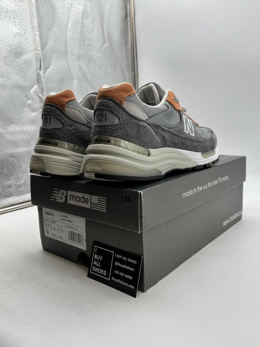 New Balance 992 Todd Snyder 10th Anniversary 9 (Moderately Worn Pre-Owned) - Image 5