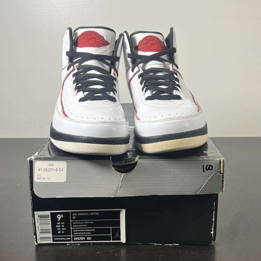 Jordan 2 Retro QF White Varsity Red (2010) 9.5 (Lightly Worn Pre-Owned)JordanWhite/Black-Varsity Red - Image 2