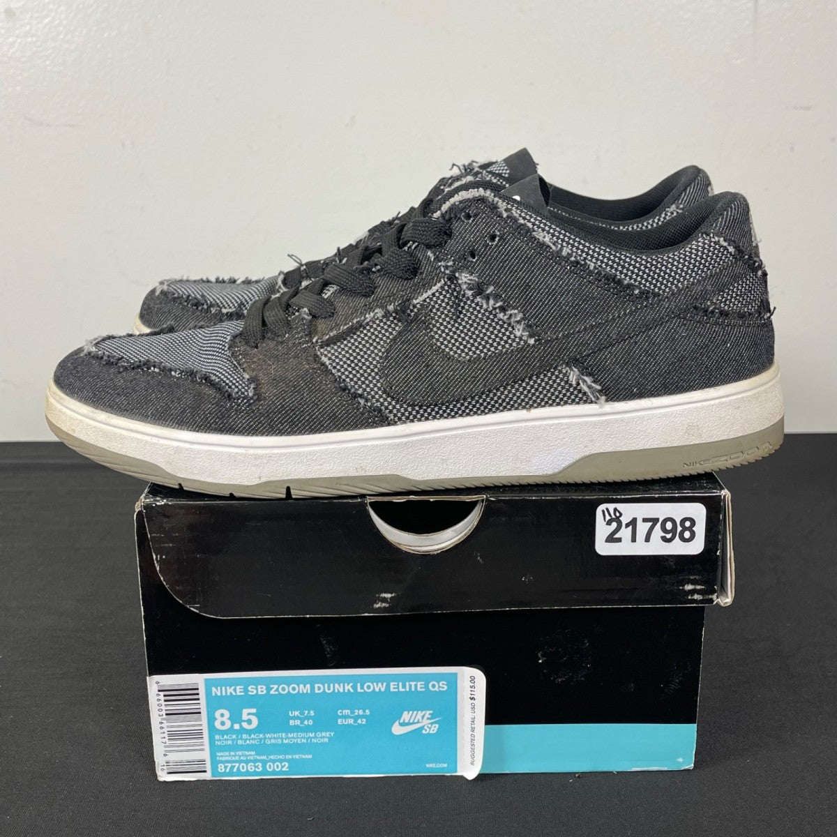Nike SB Dunk Low Elite Medicom Bearbrick 8.5 (Moderately Worn Pre-Owned)NikeBlack/White-Medium Grey-Black - Image 3