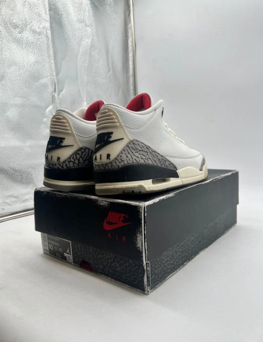 Jordan 3 Retro White Cement Reimagined 10 (Moderately Worn Pre-Owned)JordanSummit White/Fire Red/Black/Cement Grey - Image 3