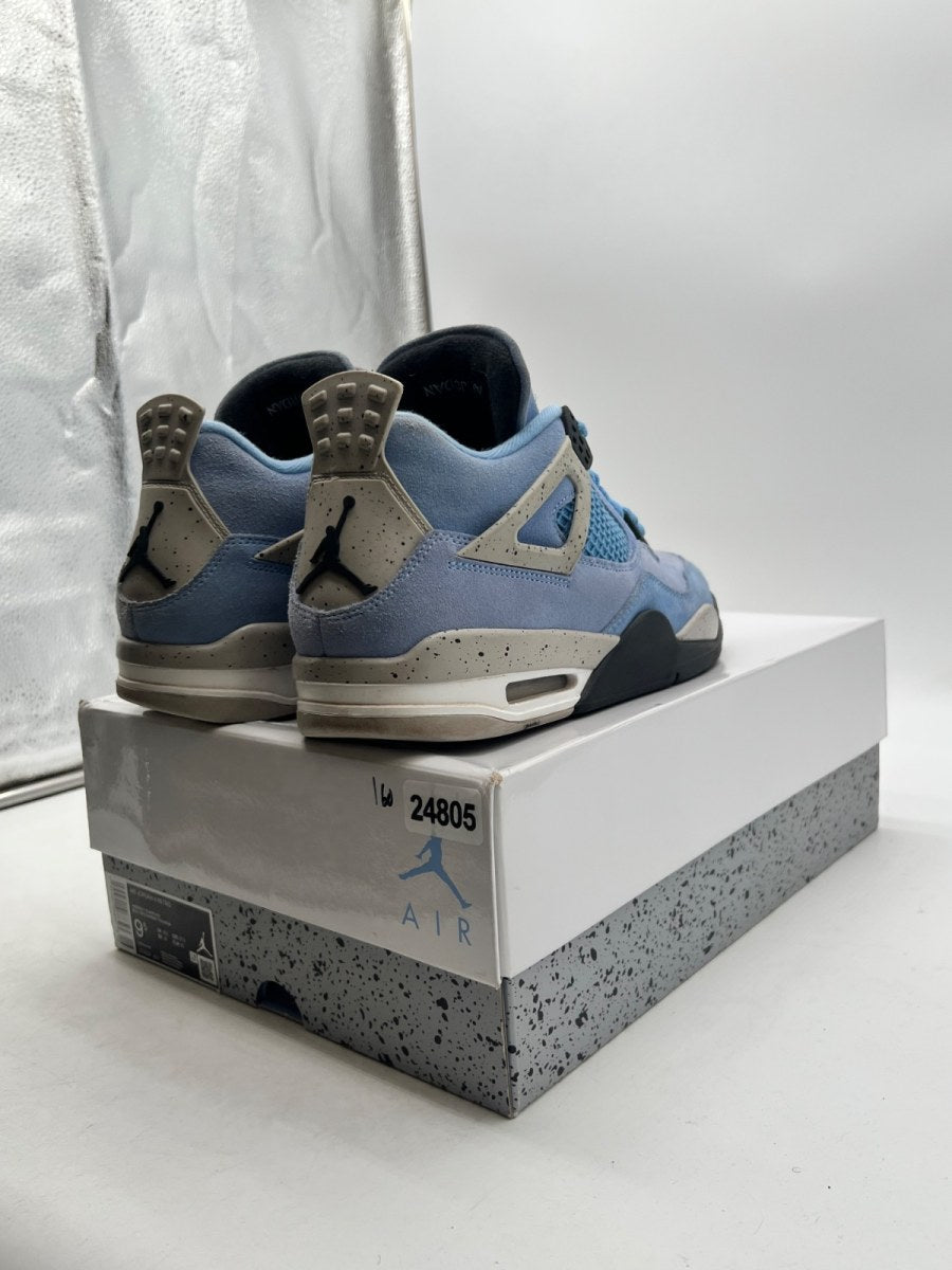Jordan 4 Retro University Blue 9.5 (Moderately Worn Pre-Owned)JordanUniversity Blue/Tech Grey-White-Black - Image 5