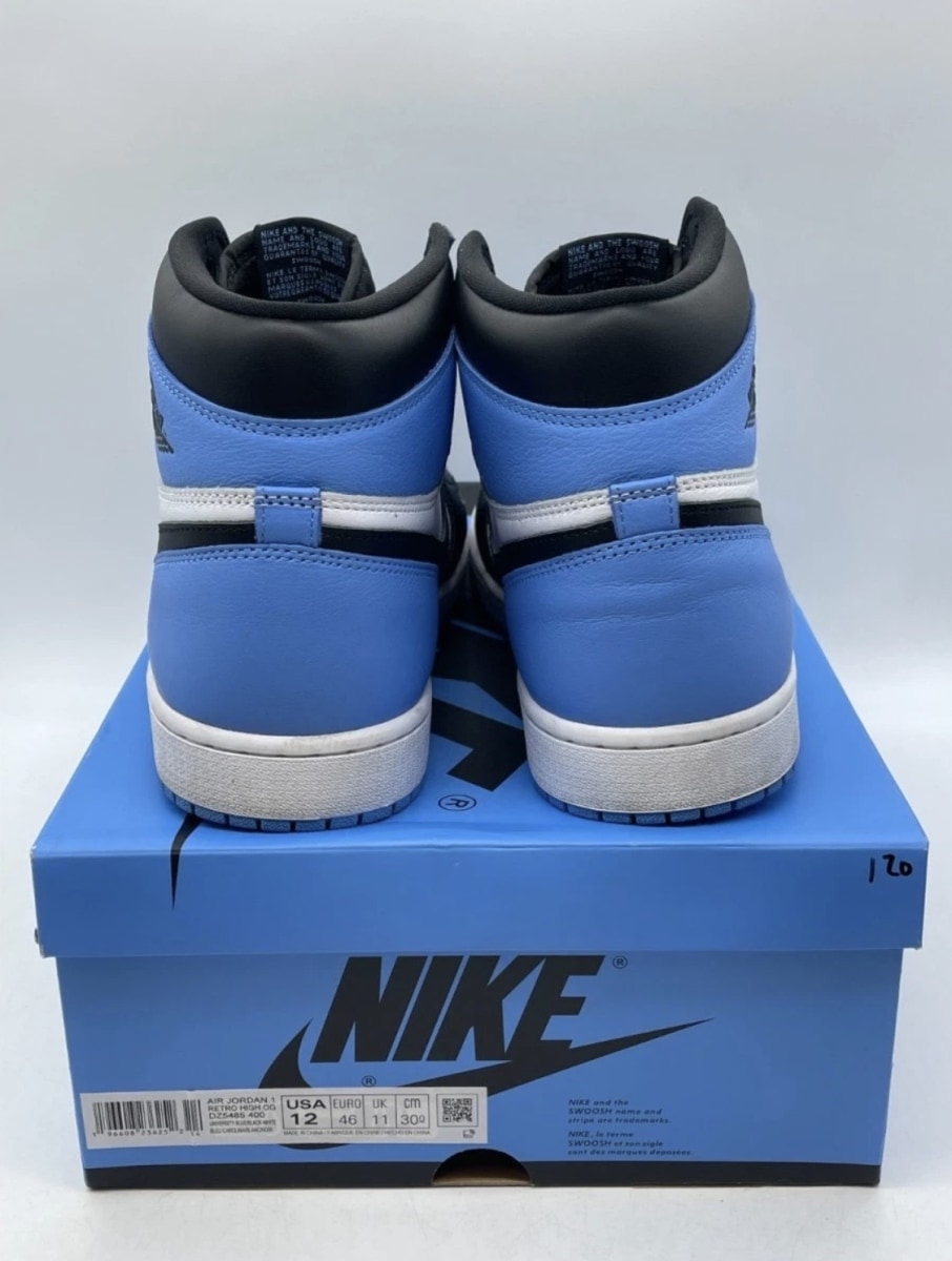 Jordan 1 Retro High OG UNC Toe 12 (Lightly Worn Pre-Owned)JordanUniversity Blue/Black/White - Image 3