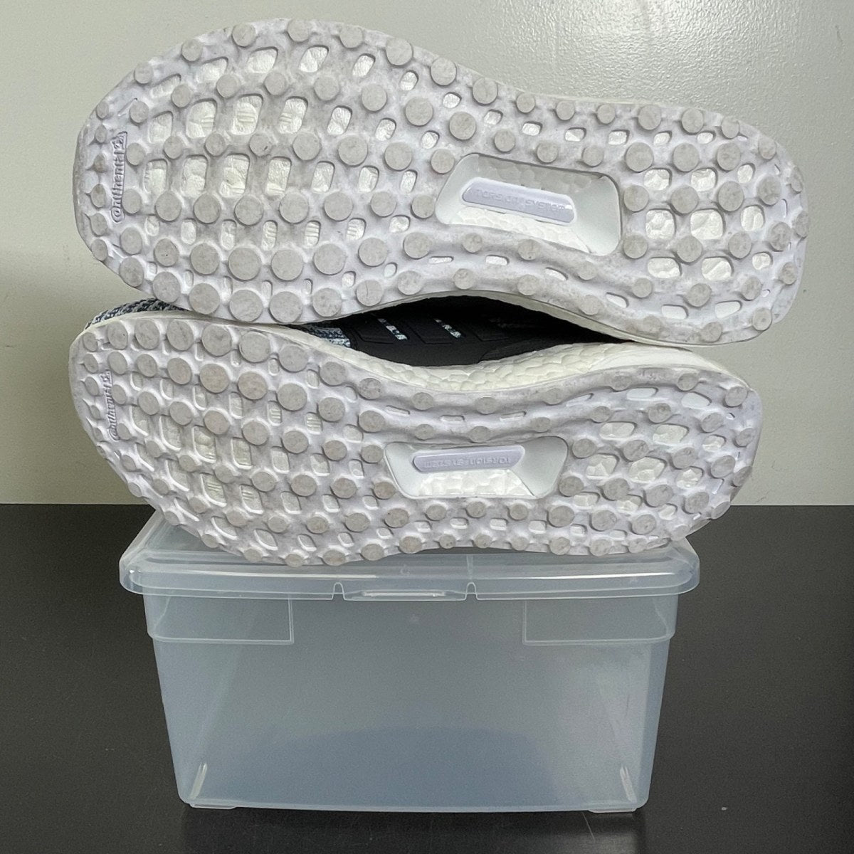 adidas Ultra Boost 4.0 Parley Carbon Blue Spirit 8 (Moderately Worn Pre-Owned)adidasFootwear White/Carbon/Blue Spirit - Image 5