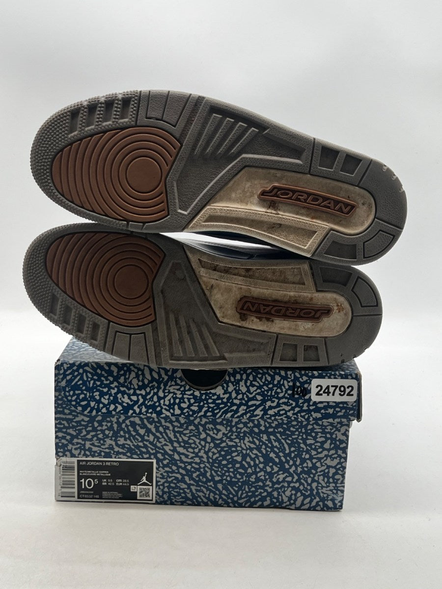 Jordan 3 Retro Wizards 10.5 (Moderately Worn Pre-Owned)JordanWhite/True Blue/Metallic Copper/Cement Grey - Image 8