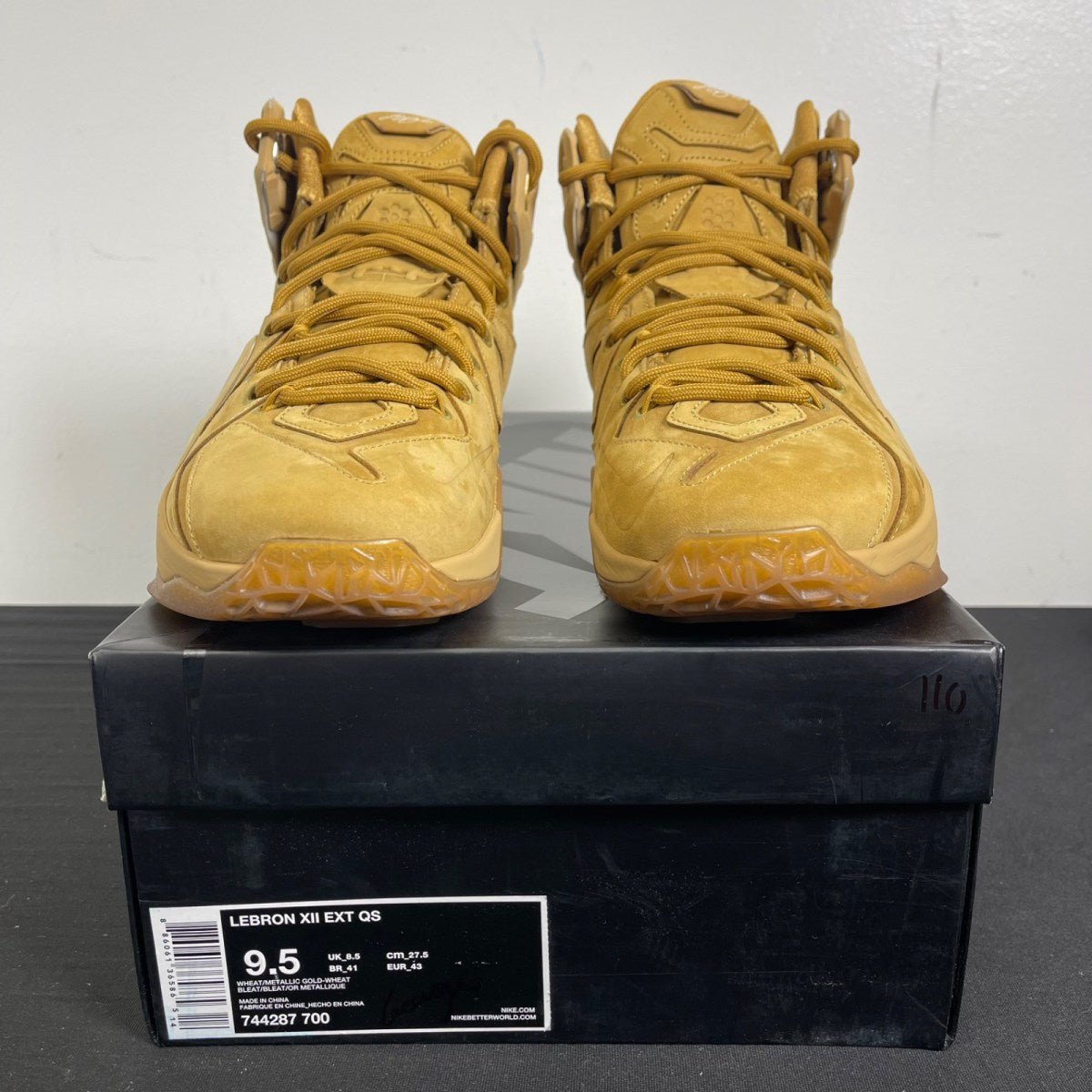 Nike LeBron 12 EXT Wheat 9.5 (Moderately Worn Pre-Owned)NikeWheat/Metallic Gold - Image 2