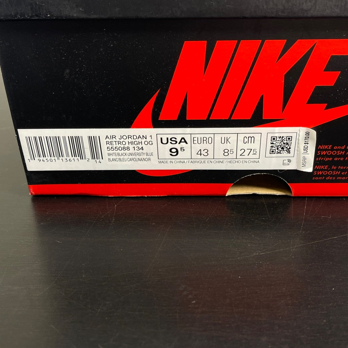 Jordan 1 Retro High OG University Blue 9.5 (Moderately Worn Pre-Owned)JordanWhite/University Blue-Black - Image 7