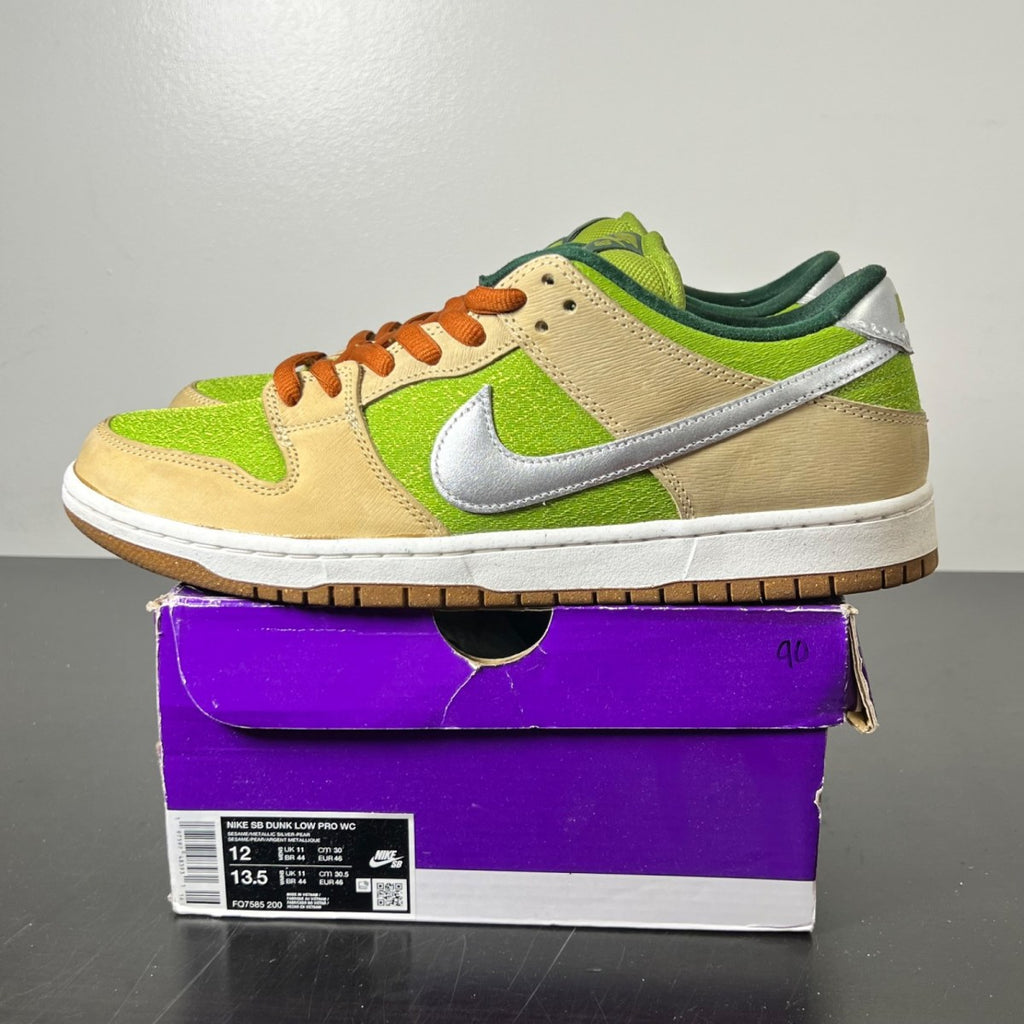 Nike SB Dunk Low Escargot 12 (Lightly Worn Pre-Owned)NikeSesame/Metallic Silver/Pear/Fir/Sail/Light British Tan - Image 3