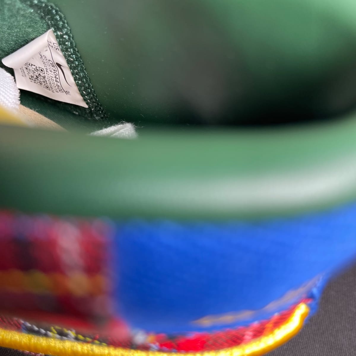 Nike Blazer Mid 77 Vintage Coming to America (Size 12) - aux