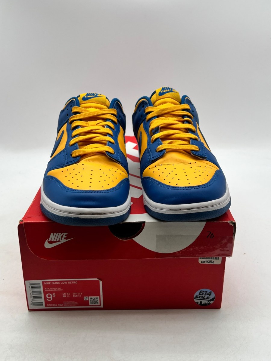 Nike Dunk Low UCLA 9.5 (Moderately Worn Pre-Owned)NikeBlue Jay/University Gold-White - Image 2