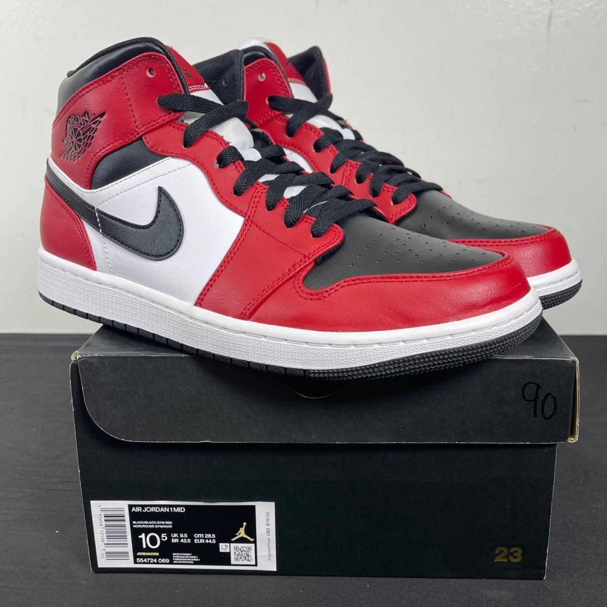 Jordan 1 Mid Chicago Toe 10.5 (Moderately Worn Pre-Owned)JordanBlack/Gym Red-White - Image 1