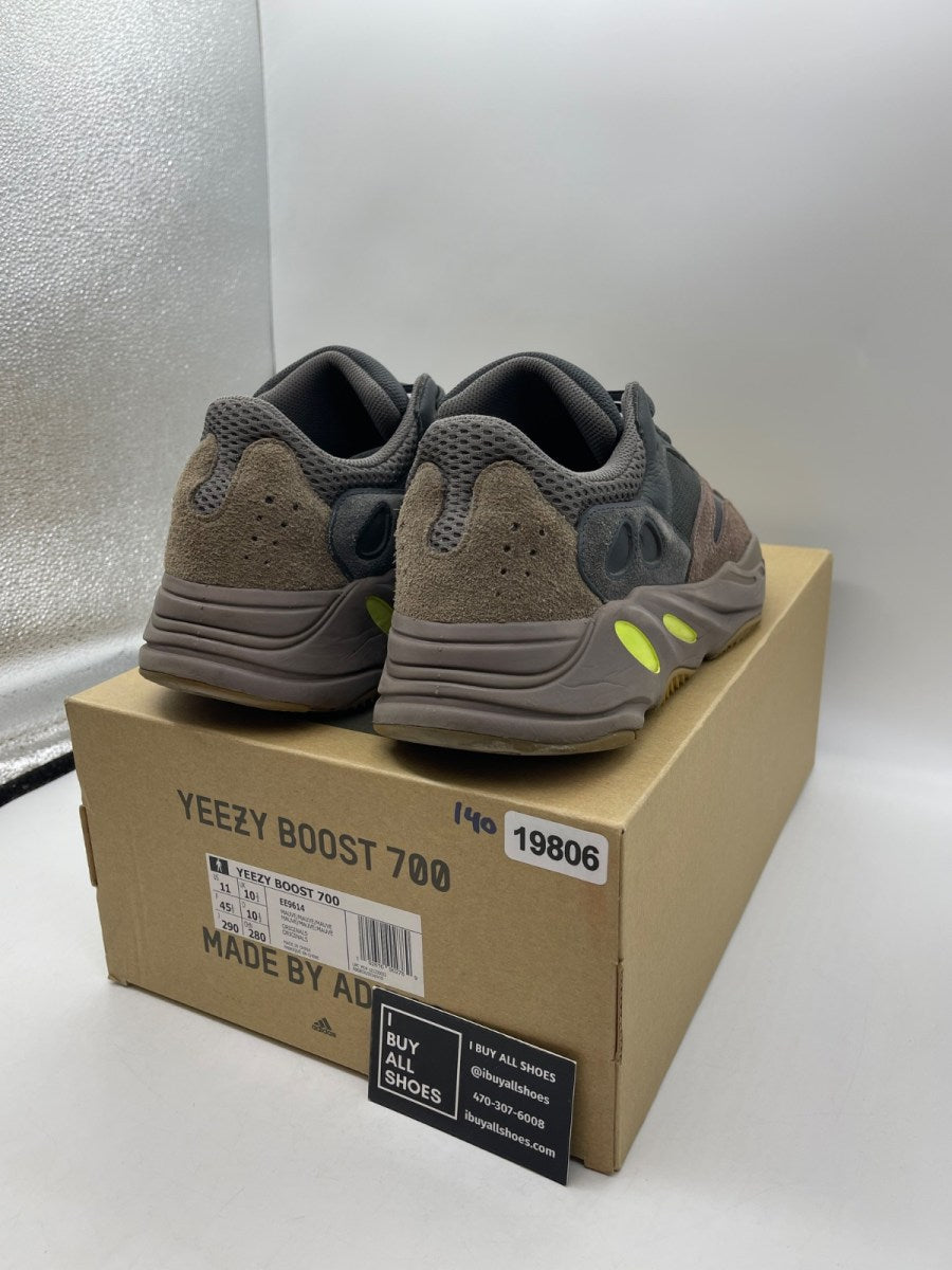 adidas Yeezy Boost 700 Mauve 11 (Moderately Worn Pre-Owned) - Image 5