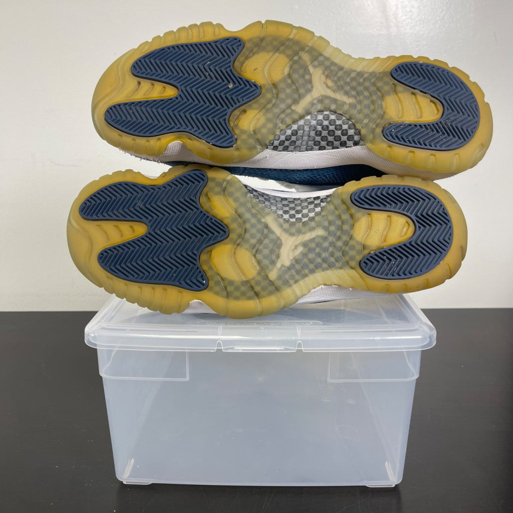 Jordan 11 Retro Low Snake Navy (2019) 11 (Moderately Worn Pre-Owned)JordanWhite/Black-Navy - Image 5