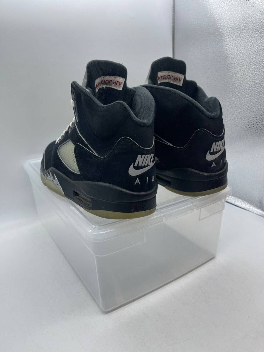 Jordan 5 Retro OG Black Metallic Reimagined 10.5 (Moderately Worn Pre-Owned)JordanBlack/White-Metallic Silver-Fire Red - Image 4