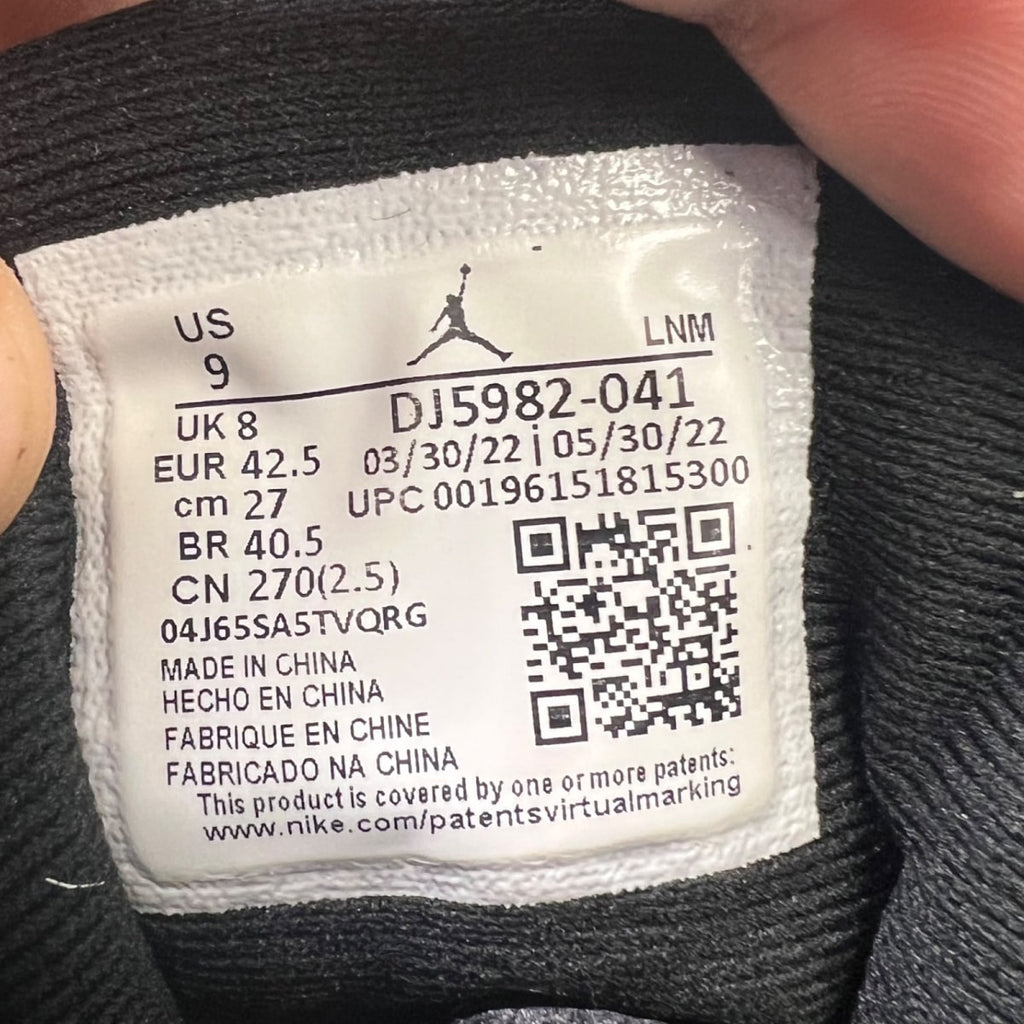 Jordan 13 Retro Black University Blue 9 (Moderately Worn Pre-Owned)JordanBlack/University Blue/White - Image 7