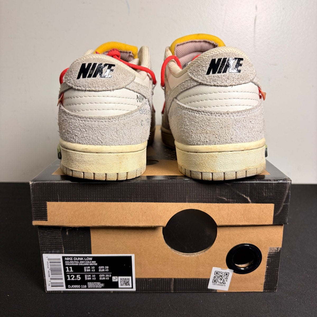 Nike Dunk Low Off-White Lot 33 (Size 11) - aux