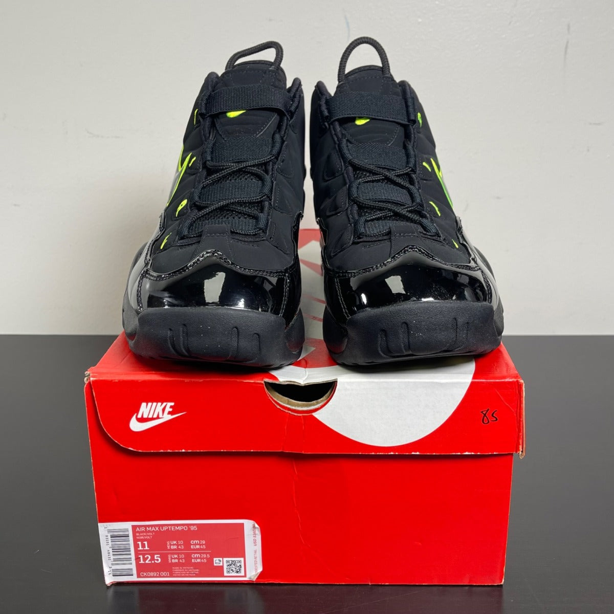 Nike Air Max Uptempo 95 Black Volt 11 (Moderately Worn Pre-Owned)NikeBlack/Volt - Image 2