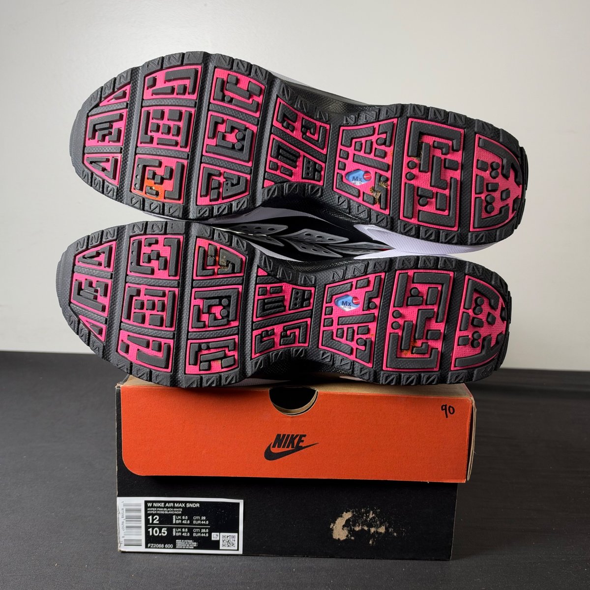 Nike Air Max Sunder Hyper Pink Black (Women's) (Size 12W) - aux