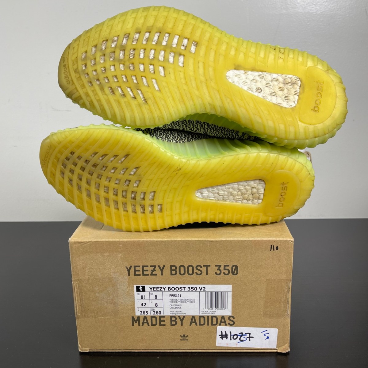 adidas Yeezy Boost 350 V2 Yeezreel (Non-Reflective) 8.5 (Moderately Worn Pre-Owned)adidasYeezreel/Yeezreel/Yeezreel - Image 5
