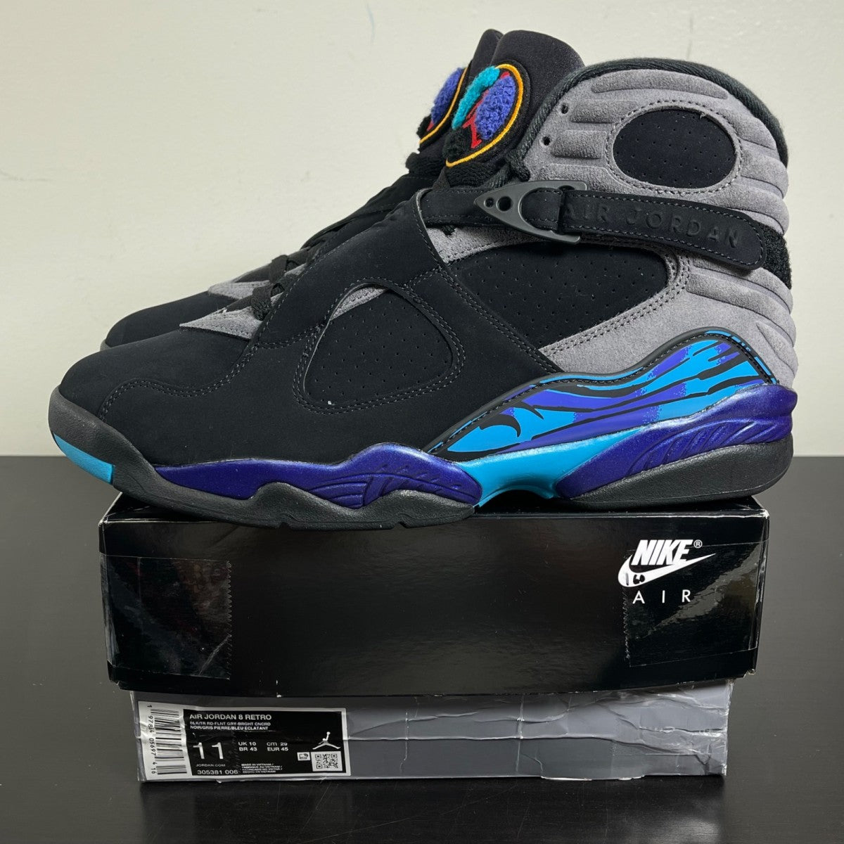 Jordan 8 Retro Aqua (2025) 11 (Moderately Worn Pre-Owned)JordanBlack/True Red-Iron Grey-Bright Concord-Aquatone - Image 3