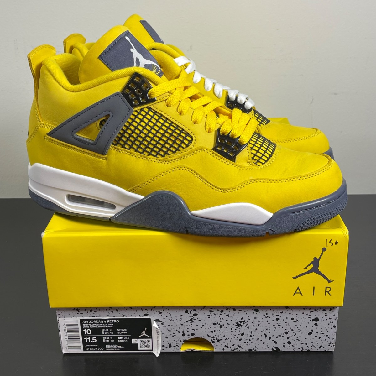 Jordan 4 Retro Lightning (2021) 10 (Moderately Worn Pre-Owned)JordanTour Yellow/White-Dark Blue Grey - Image 1
