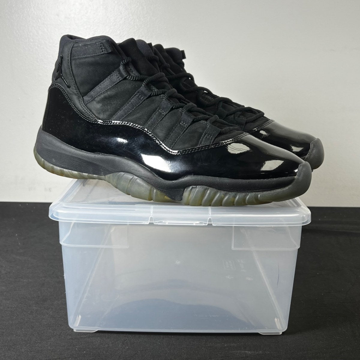 Jordan 11 Retro Cap and Gown 13 (Moderately Worn Pre-Owned)JordanBlack/Black-Black - Image 1
