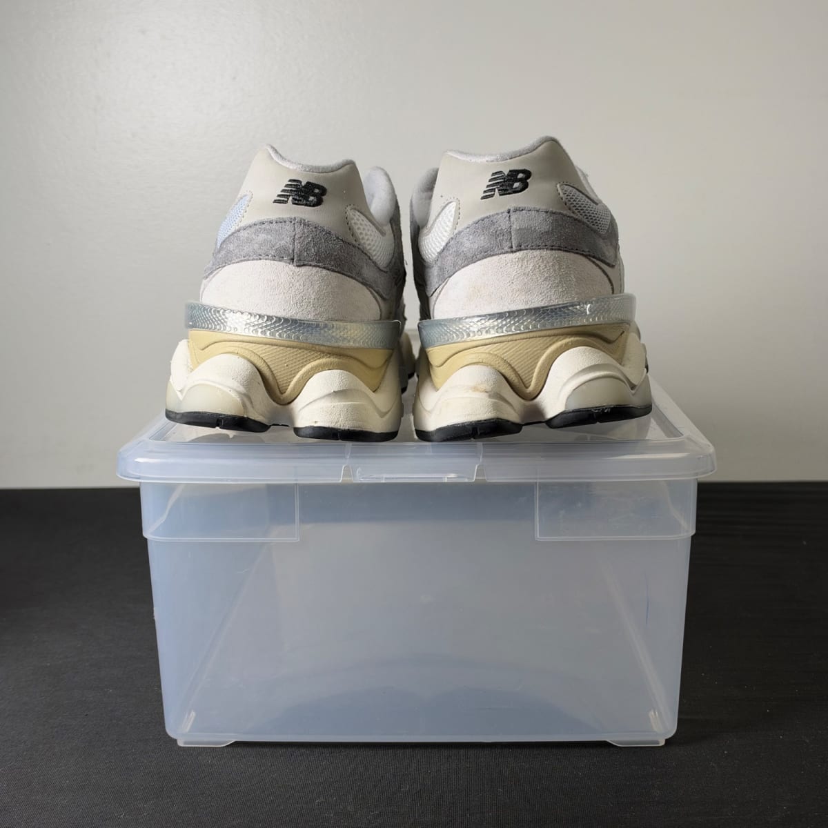 New Balance 9060 Rain Cloud Grey (Size 10) - aux
