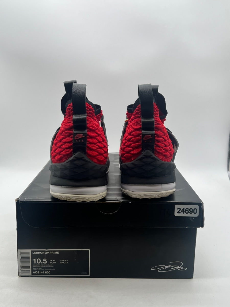 Nike LeBron 15 Red Diamond Turf 10.5 (Moderately Worn Pre-Owned)NikeUniversity Red/White-Black - Image 3