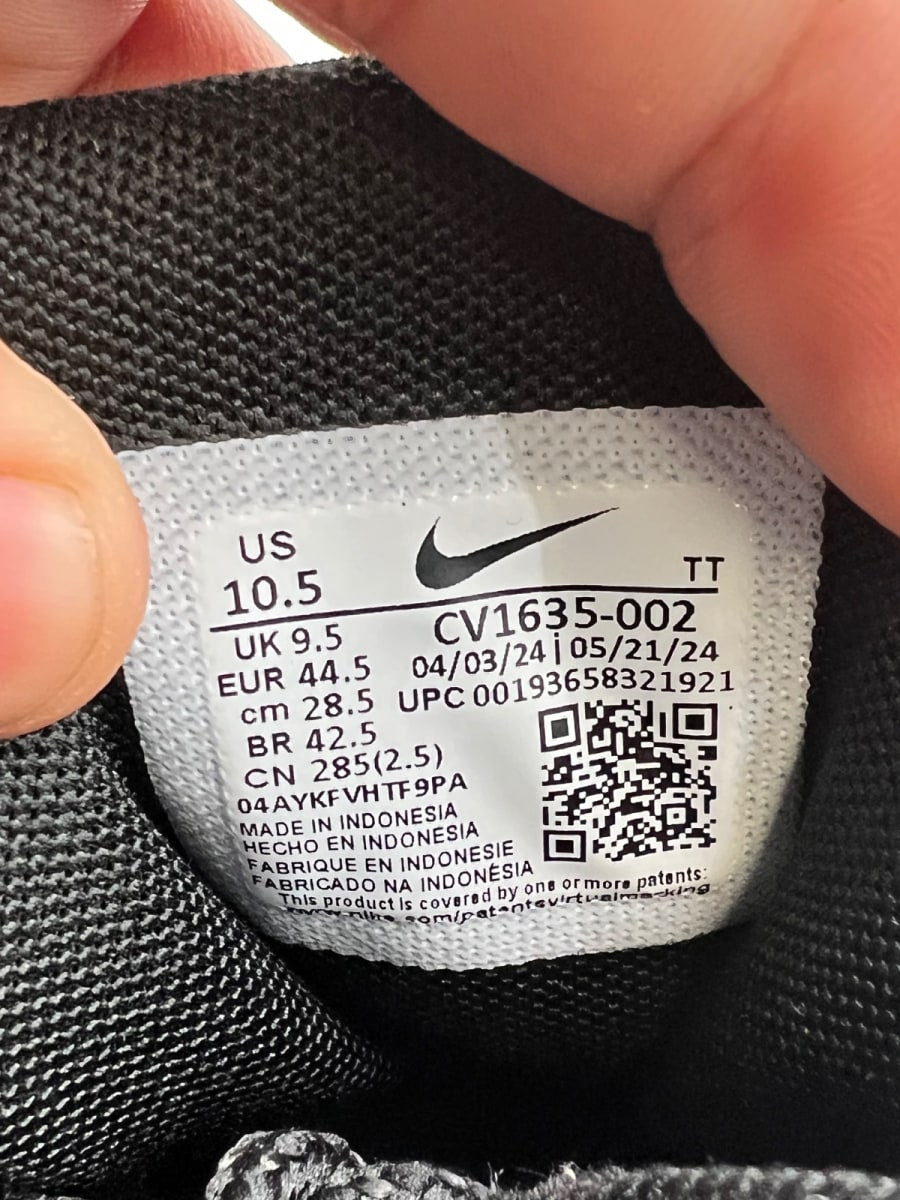 Nike Air Max 95 Retro Logo Black Grey Volt 10.5 (Lightly Worn Pre-Owned)NikeBlack/Wolf Grey-Cool Grey-Volt - Image 9