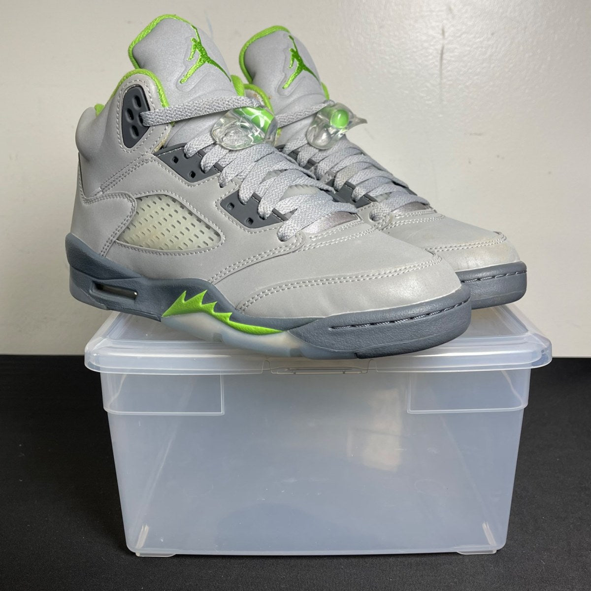 Jordan 5 Retro Green Bean (2022) (GS) (Size 6Y) - Image 1