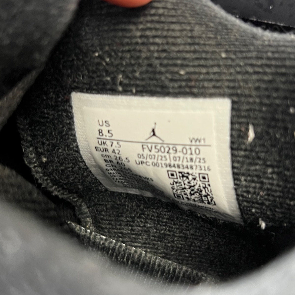 Jordan 4 Retro Black Cat (2025) 8.5 (Lightly Worn Pre-Owned)JordanBlack/Black/Light Graphite
