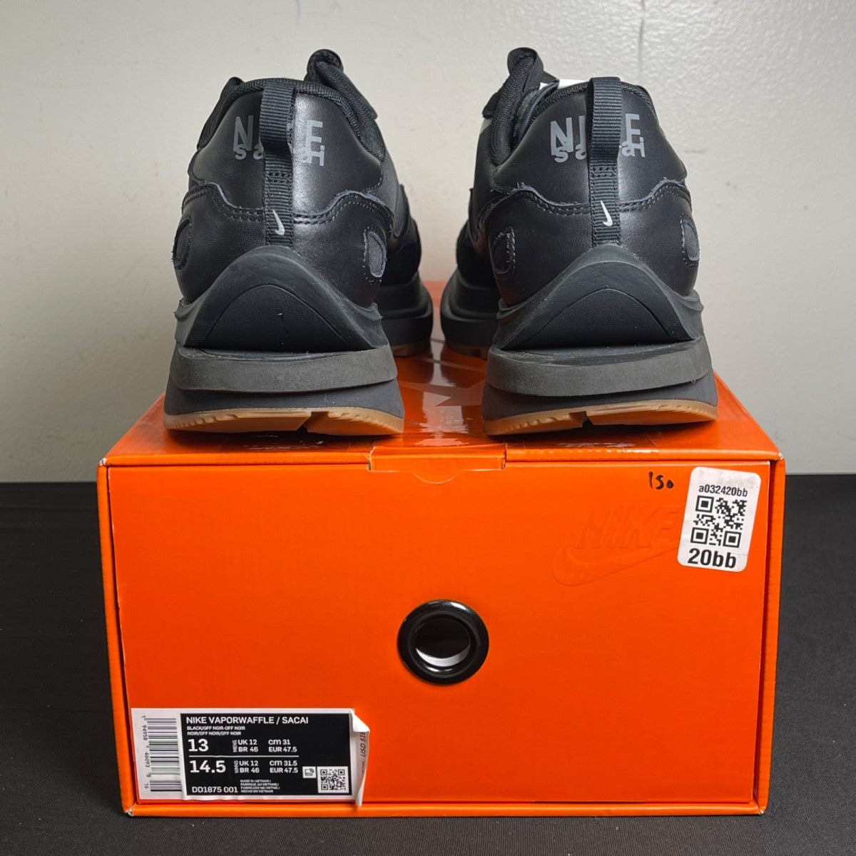 Nike Vaporwaffle sacai Black Gum (Size 13) - Image 4