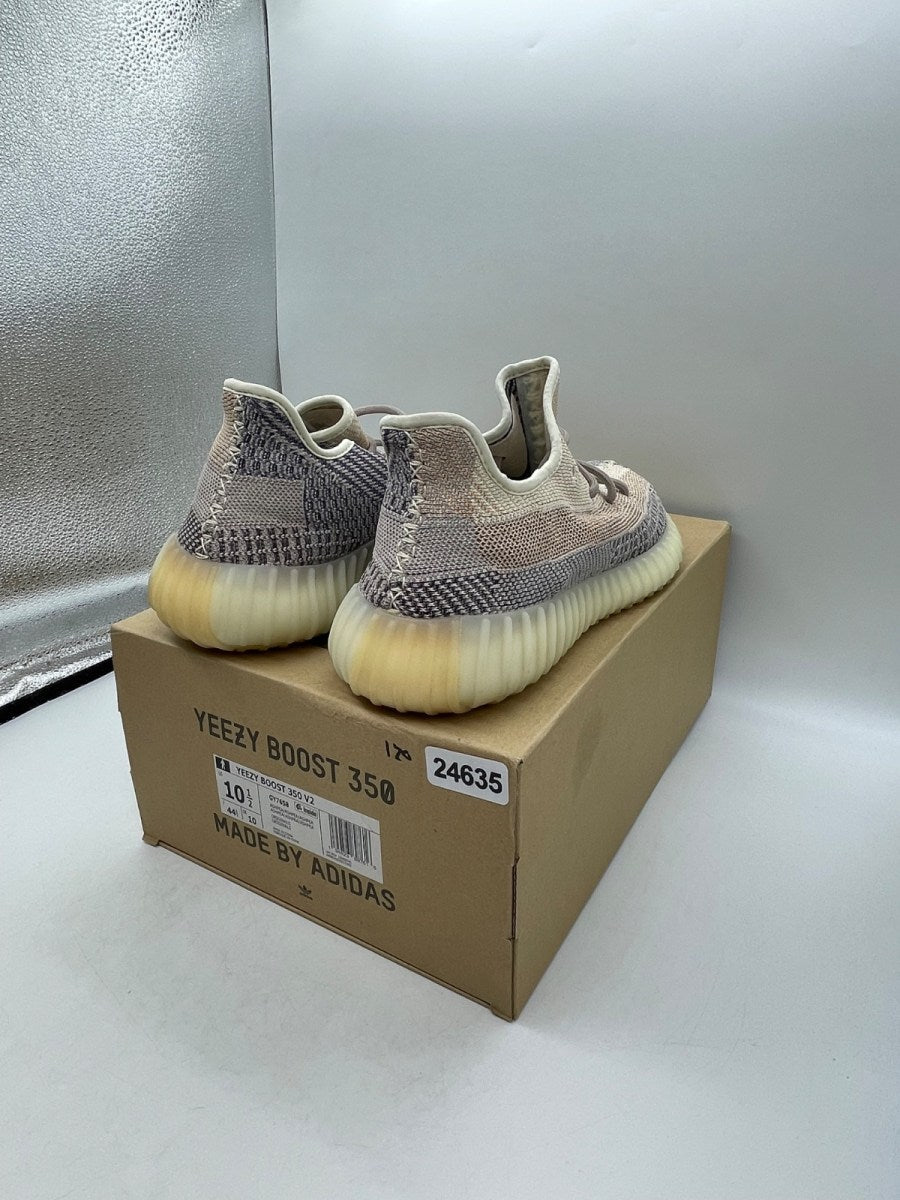 adidas Yeezy Boost 350 V2 Ash Pearl 10.5 (Moderately Worn Pre-Owned)adidasAsh Pearl/Ash Pearl/Ash Pearl - Image 5