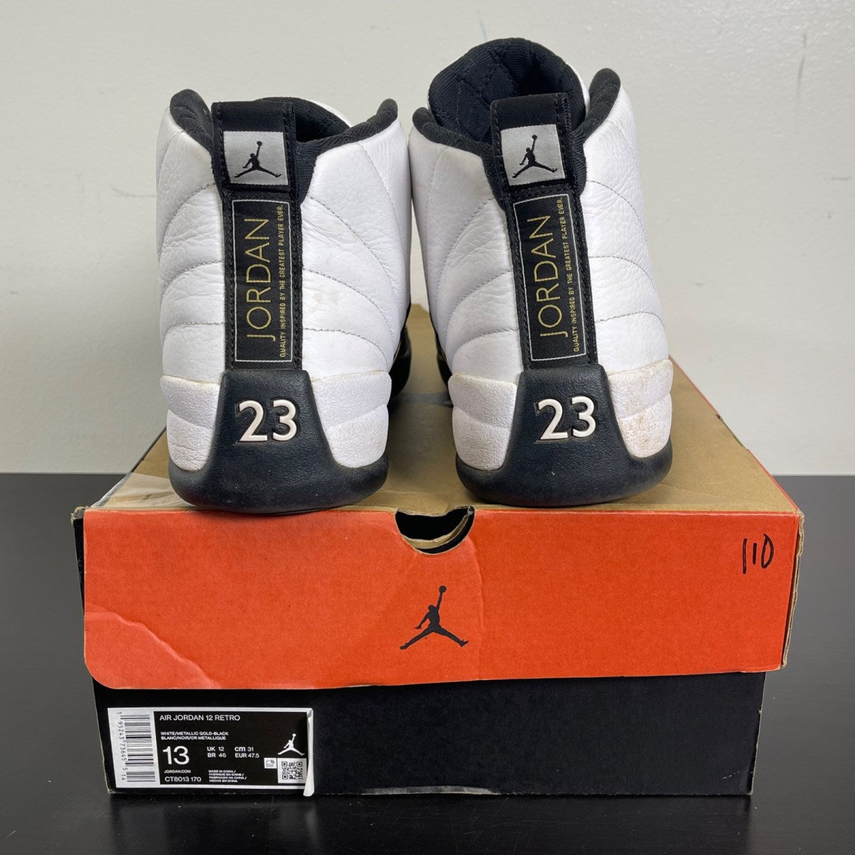 Jordan 12 Retro Royalty Taxi 13 (Moderately Worn Pre-Owned)JordanWhite/Black-Metallic Gold - Image 5