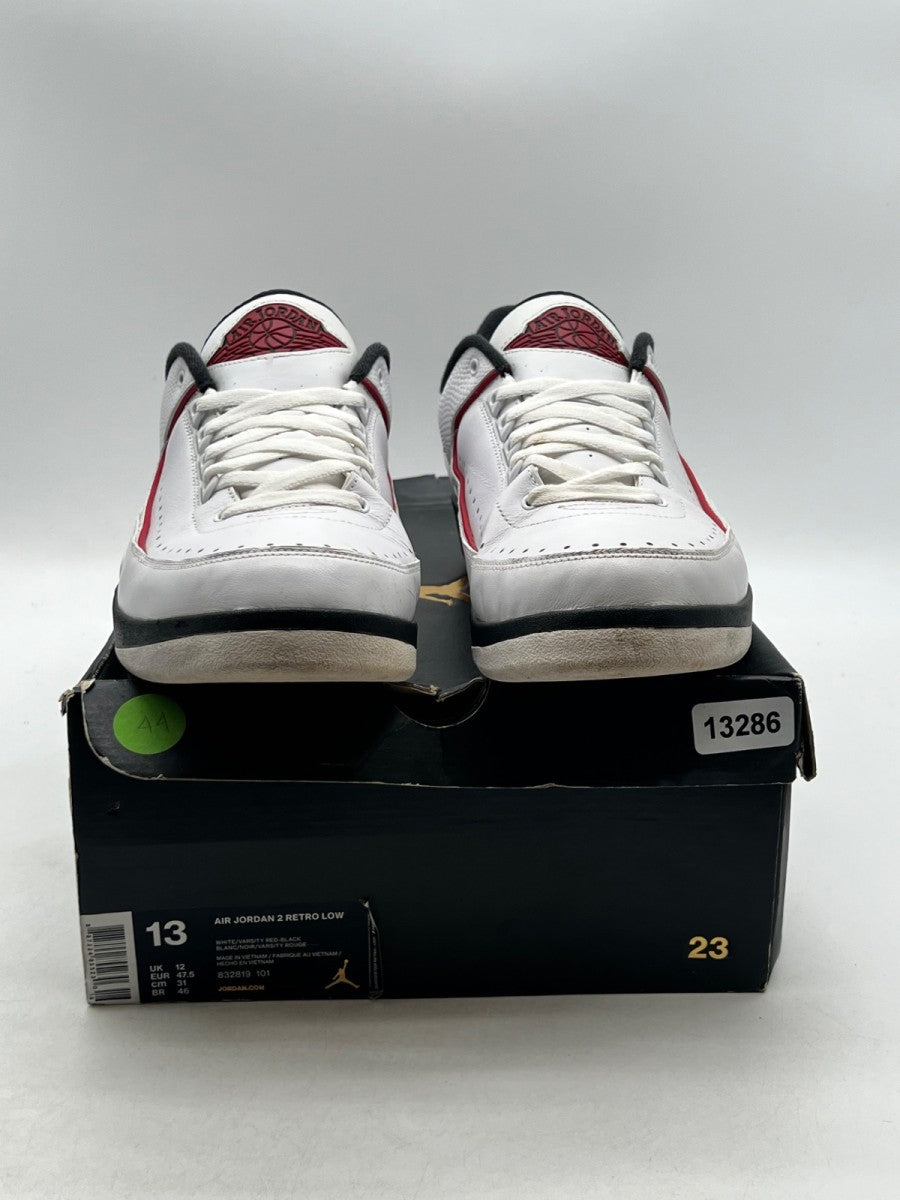 Jordan 2 Retro Low Chicago (2016) 13 (Moderately Worn Pre-Owned)JordanWhite/Black-Varsity Red - Image 2