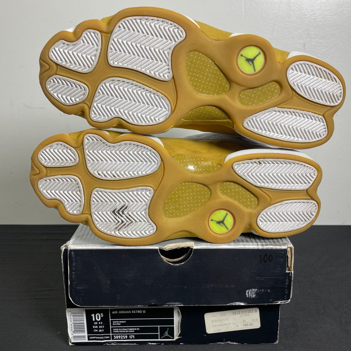 Jordan 13 Retro Wheat (2004) 10.5 (Moderately Worn Pre-Owned)JordanWhite/Wheat - Image 5