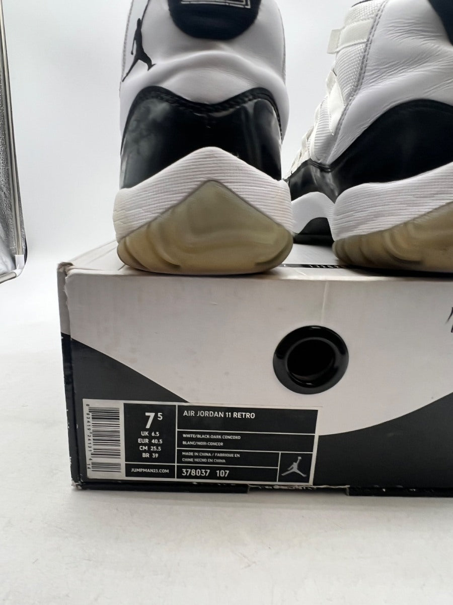 Jordan 11 Retro Concord (2011) 7.5 (Heavily Worn Pre-Owned)JordanWhite/Black-Dark Concord - Image 6