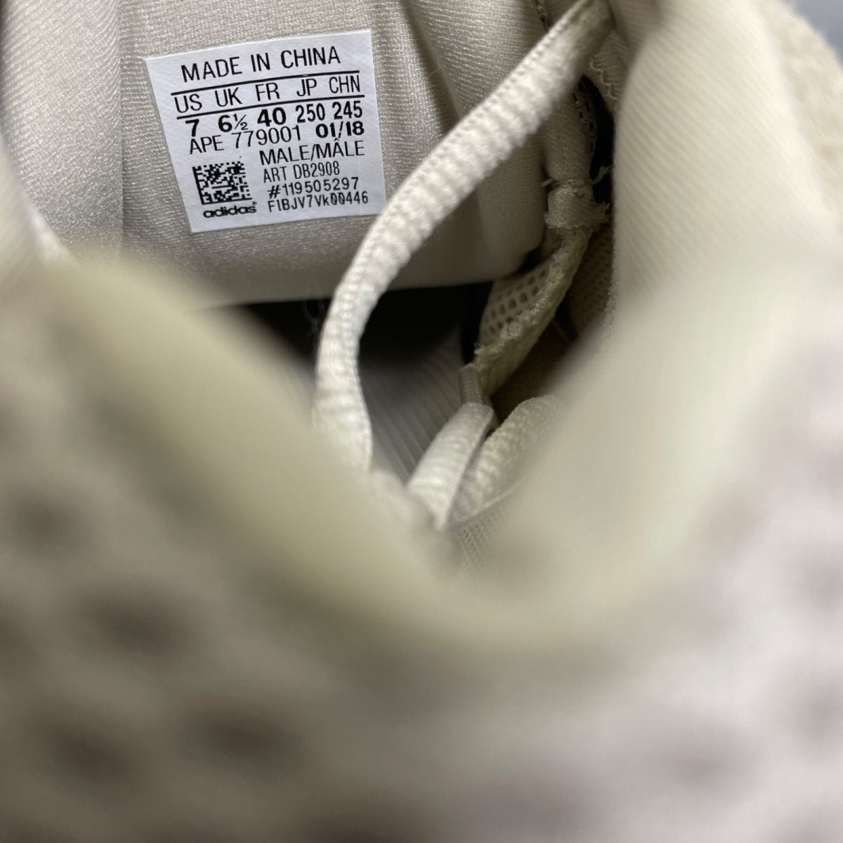 adidas Yeezy 500 Blush 7 (Moderately Worn Pre-Owned)adidasBlush/Blush/Blush - Image 6