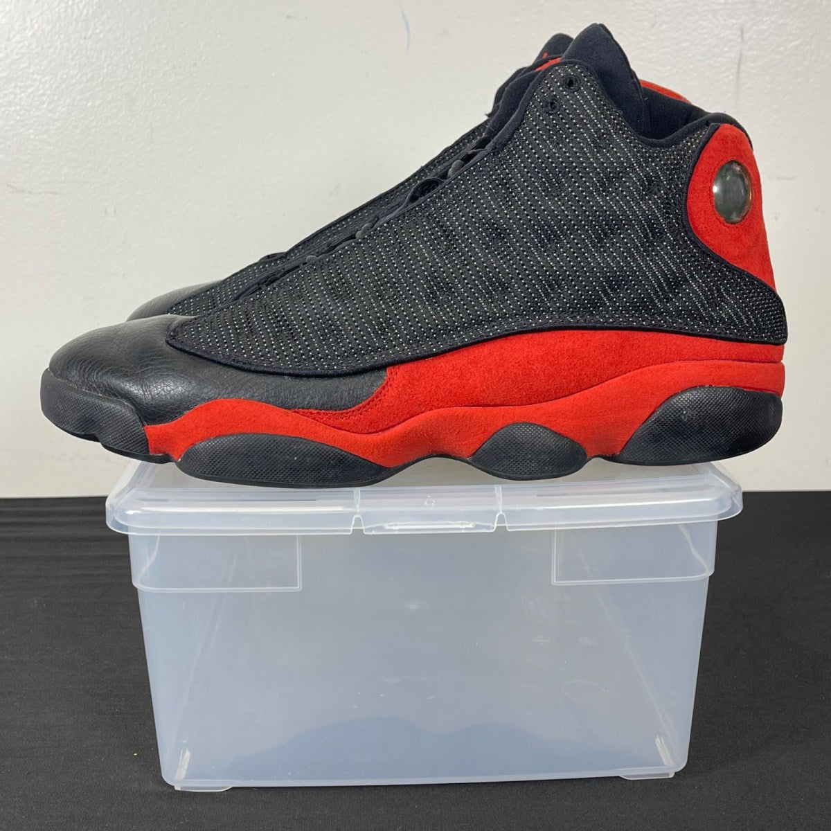 Jordan 13 Retro Bred (2004) 12.5 (Moderately Worn Pre-Owned)JordanBlack/Varsity Red-White - Image 3
