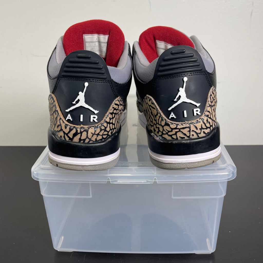 Jordan 3 Retro Black Cement (2011) 11 (Moderately Worn Pre-Owned)JordanBlack/Cement Grey-White-Varsity Red - Image 3